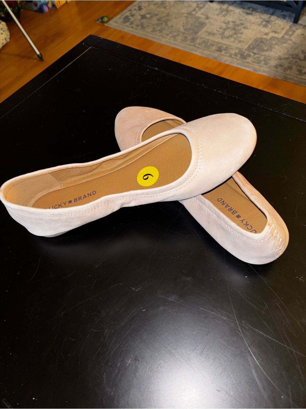 Lucky Brand Women’s Light cream Ballet Flats